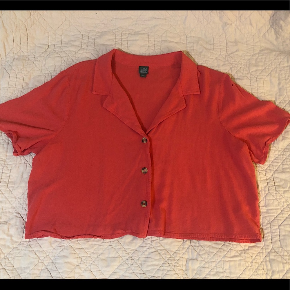 Wild Fable crop button down XL